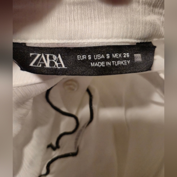 Zara White Blouse with Black Trim Ruffles - Picture 4 of 5
